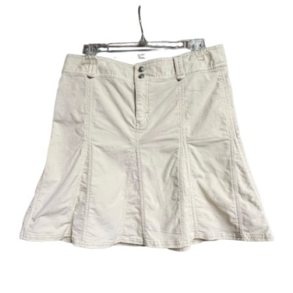 *Athleta Whenever Corduroy Skirt Size 6 - Picture 2 of 7